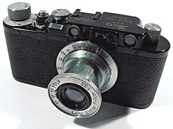 Leica-II, 135 мм кино зураг авалтын анхны камеруудын нэг, 1932